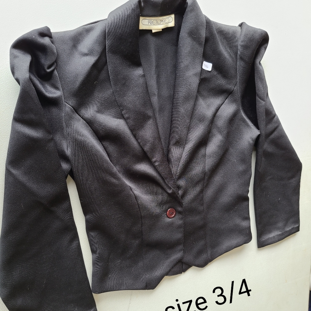 Womens size 3/4 black Pretense blazer